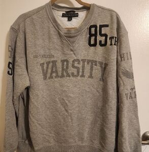 Tommy hilfiger sweatshirt